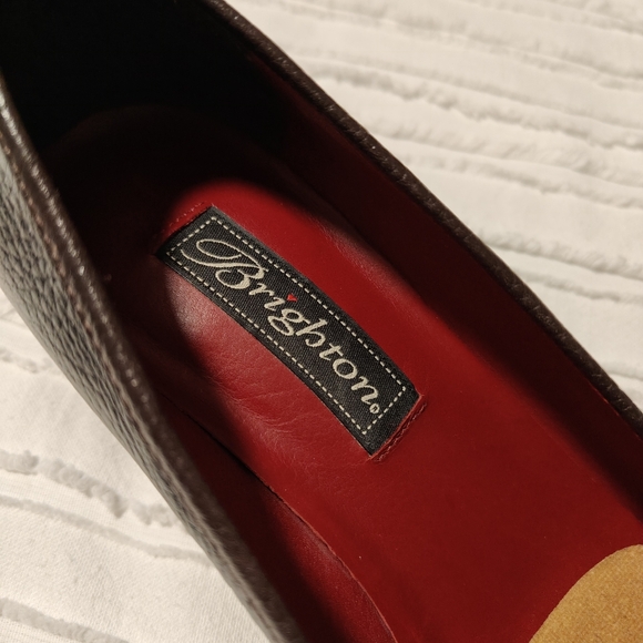 Brighton Women's Brown / Burgundy Loafers. Brand New. - Picture 10 of 11